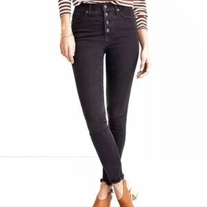 Madewell 10" High-Rise Skinny Jeans in Berkeley Black: Button-Through Edition